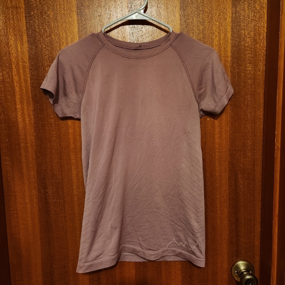 Patagonia Purple T-Shirt - Women's Size Small